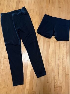 Black Athletic Leggings and Shorts Set size XL